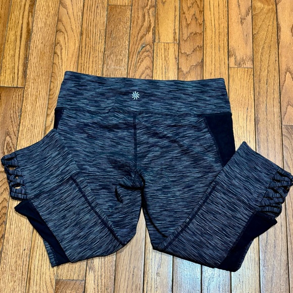 EUC Athleta Leggings Cropped, Black/Gray Stripes,Mesh &Strap Detail,Women’s M/8 - Picture 5 of 10